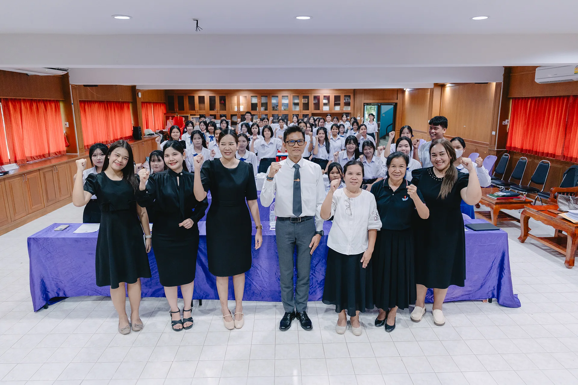 ภาพประกอบเพิ่มเติม กิจกรรมปฐมนิเทศโครงการสร้างเสริมประสบการณ์อาชีพ (Work Experience)